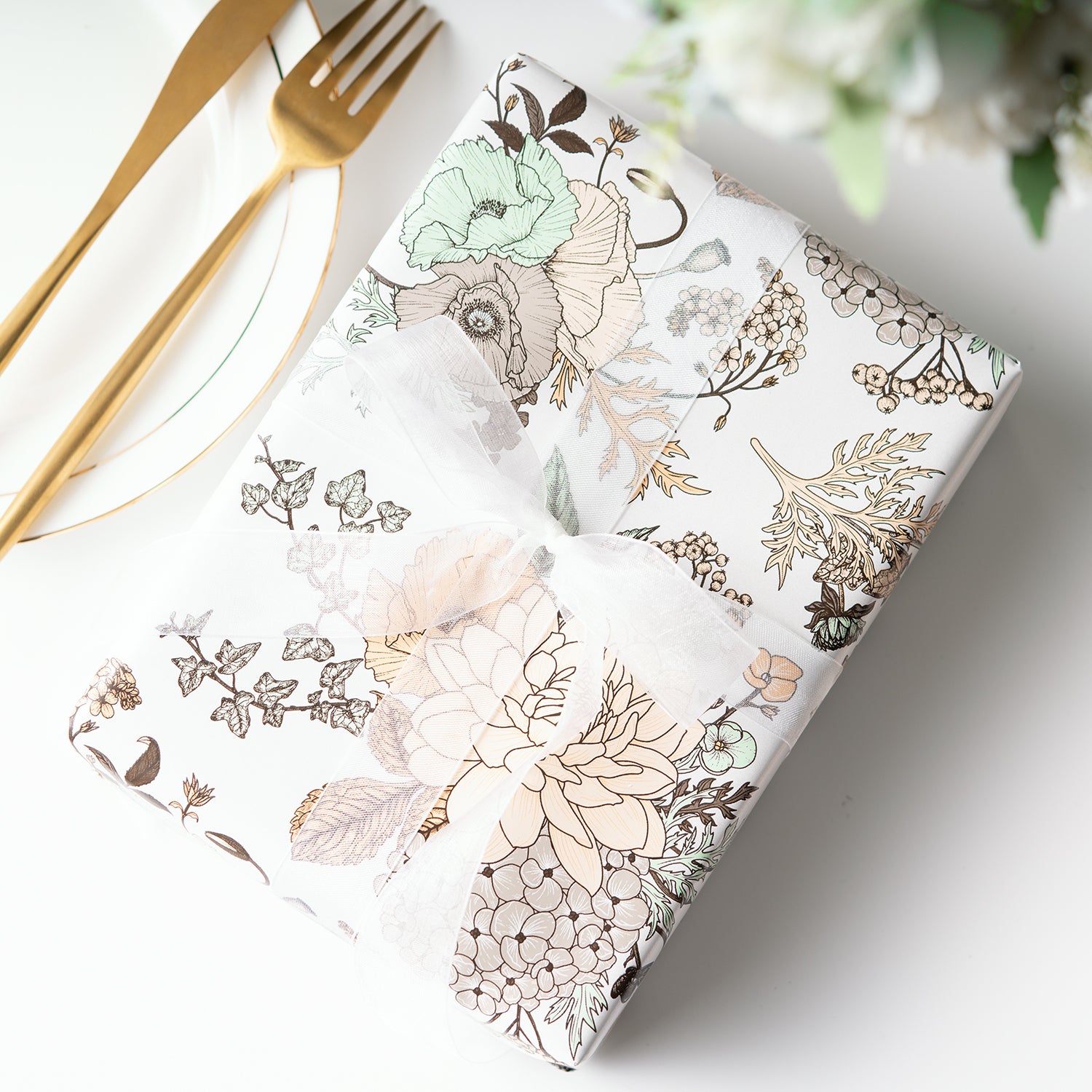 Sketch Floral Wrapping Paper Glossy White with Gold Color Jumbo Roll Wholesale